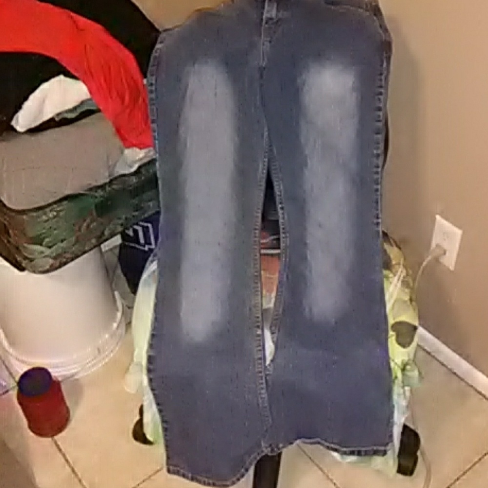Jeans - Picture 2 of 2